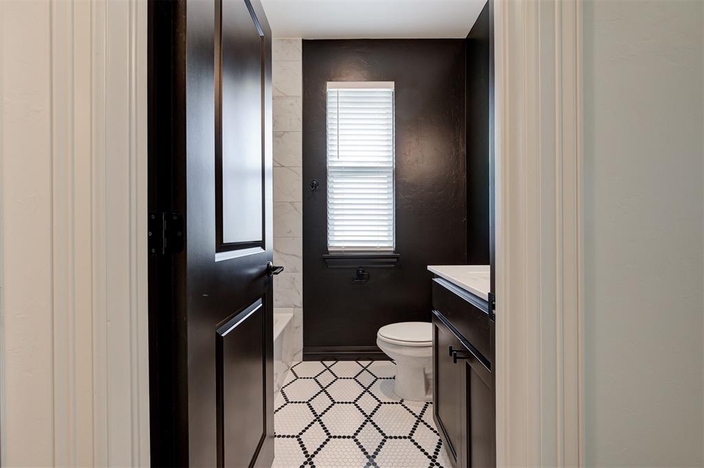 7713 Wilshire Woods Drive Property Photo 31