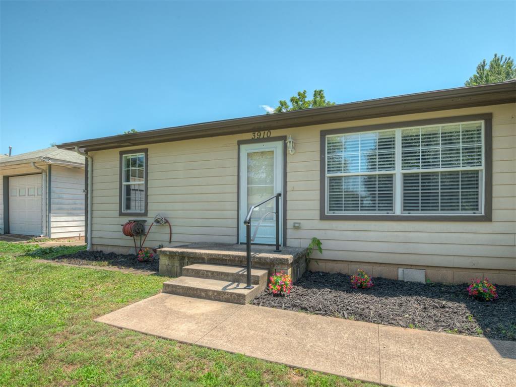 3910 Lawn Drive Property Photo 3