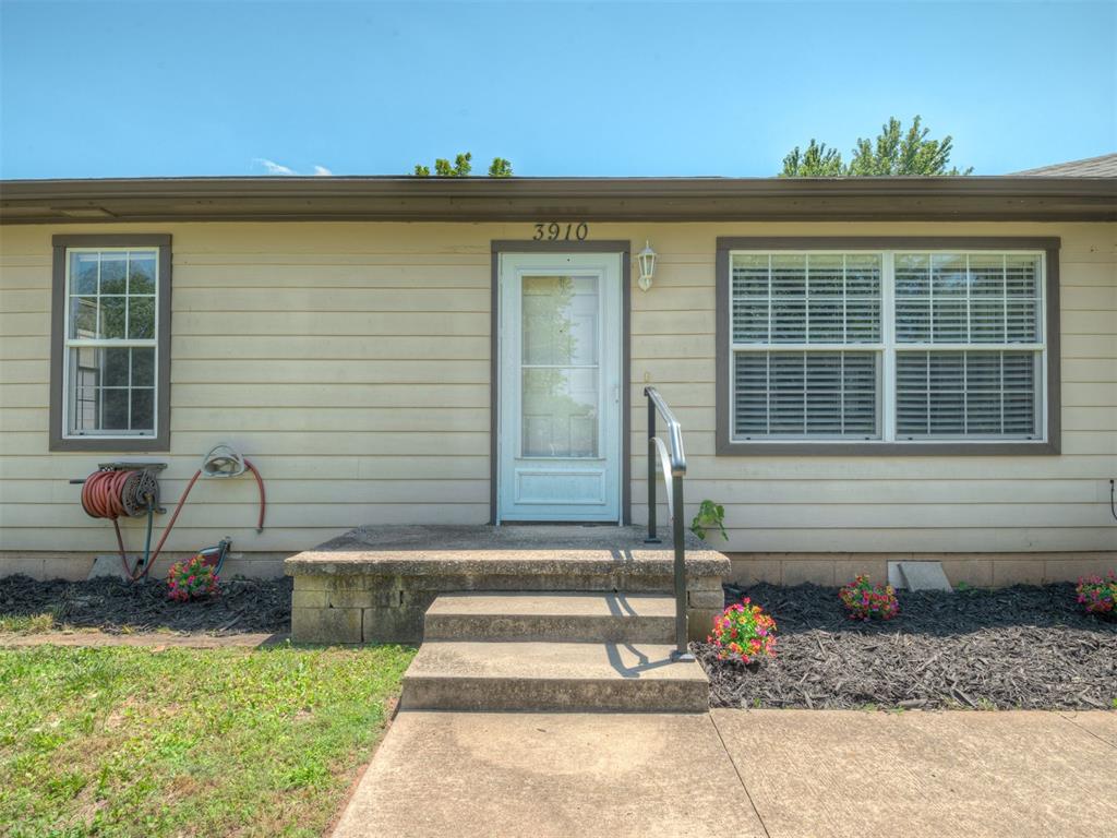 3910 Lawn Drive Property Photo 4
