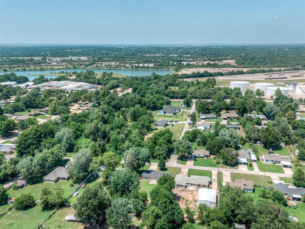 3910 Lawn Drive Property Photo 48