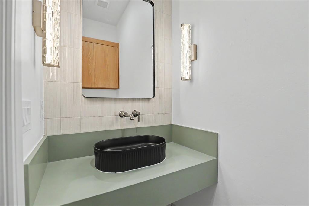 1117 Tedford Way Property Photo 39