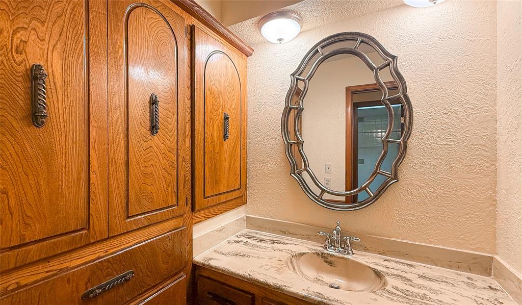7489 County Road 1620 Property Photo 21