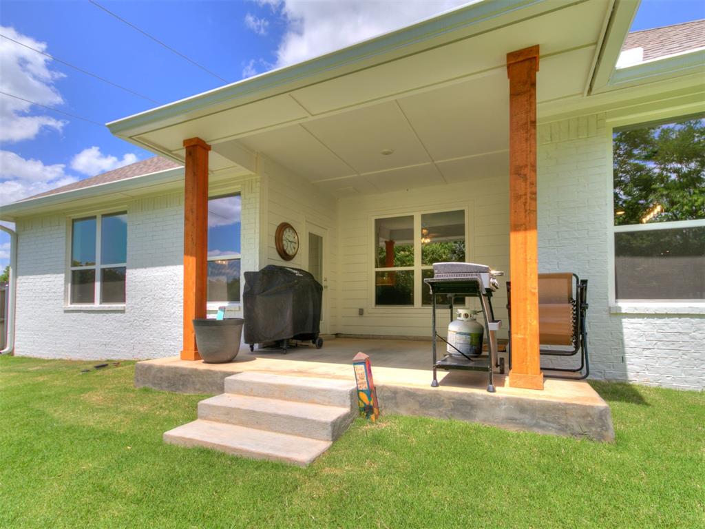 9052 Nw 144th Street Property Photo 44