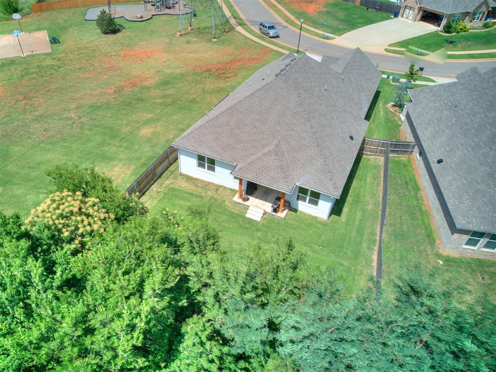 9052 Nw 144th Street Property Photo 47