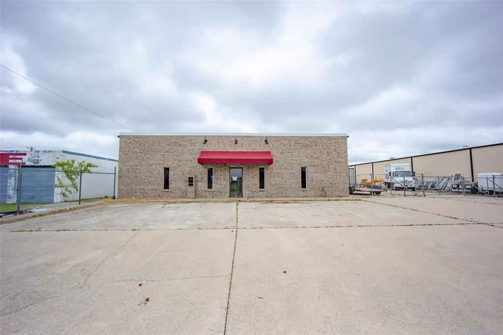 1835 Industrial Boulevard Property Photo 13