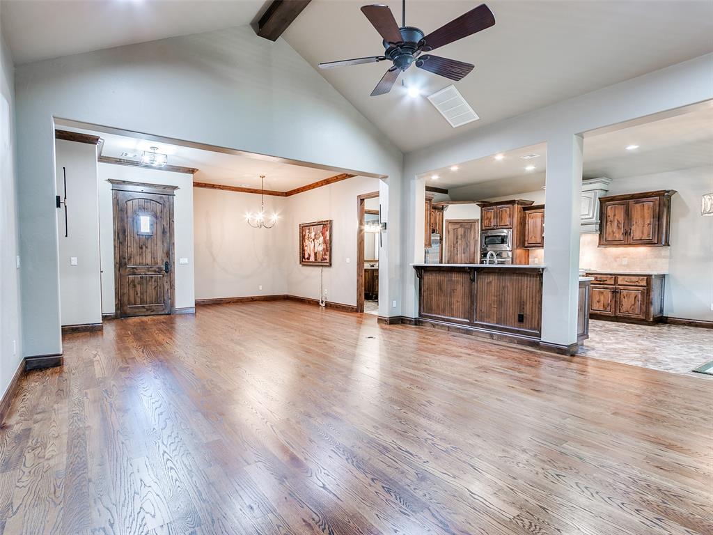 929 Nw 195th Place Property Photo 15
