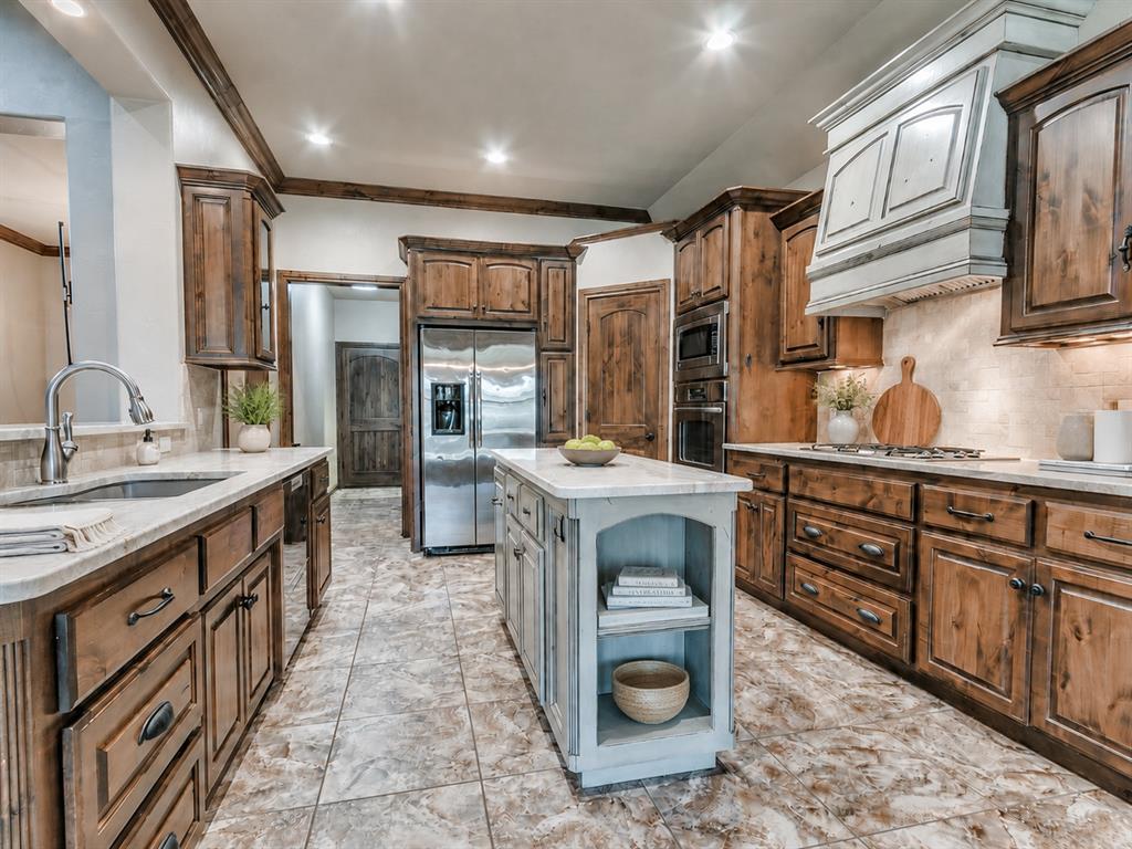 929 Nw 195th Place Property Photo 19