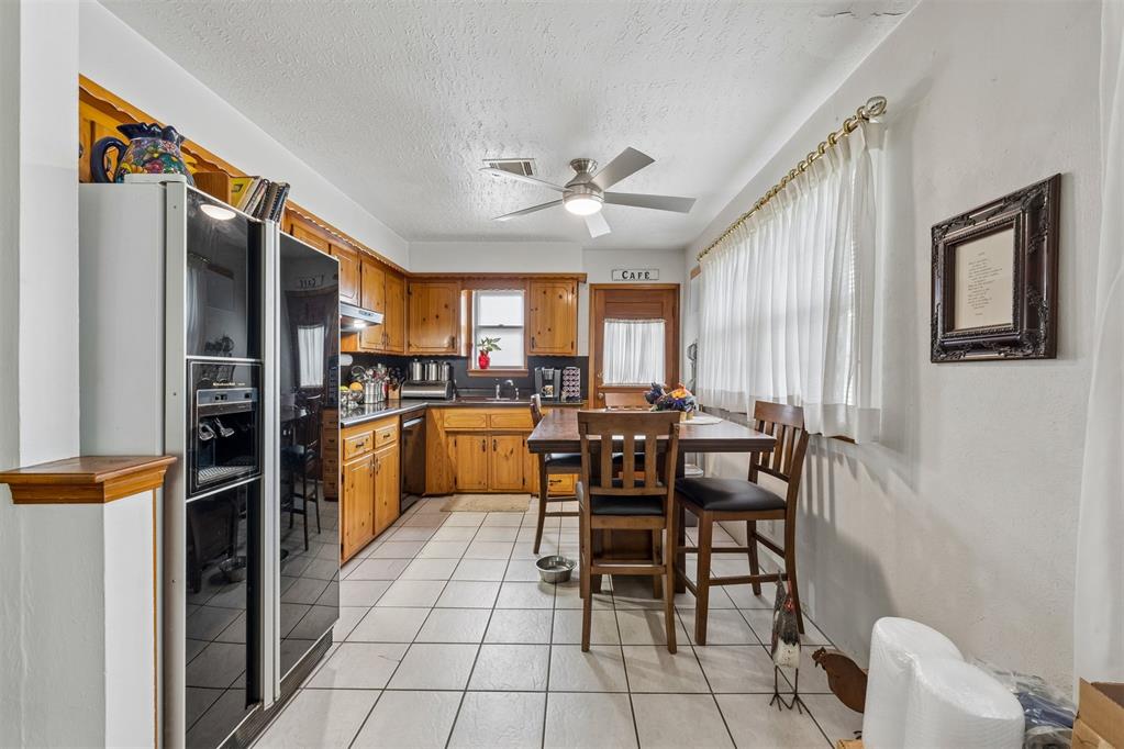 929 Stiver Drive Property Photo 16