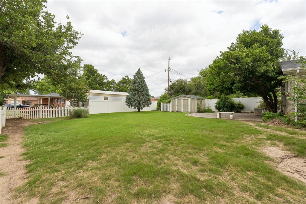 929 Stiver Drive Property Photo 27