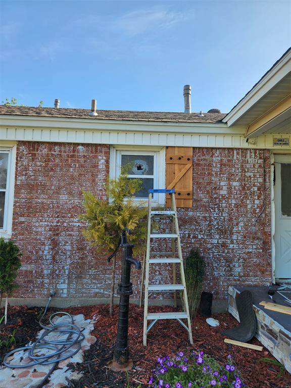 308 E Key Boulevard Property Photo 1