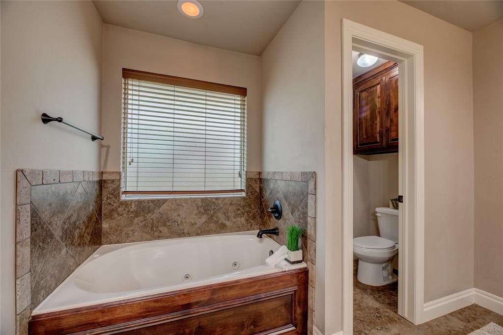 1117 Samantha Lane Property Photo 22