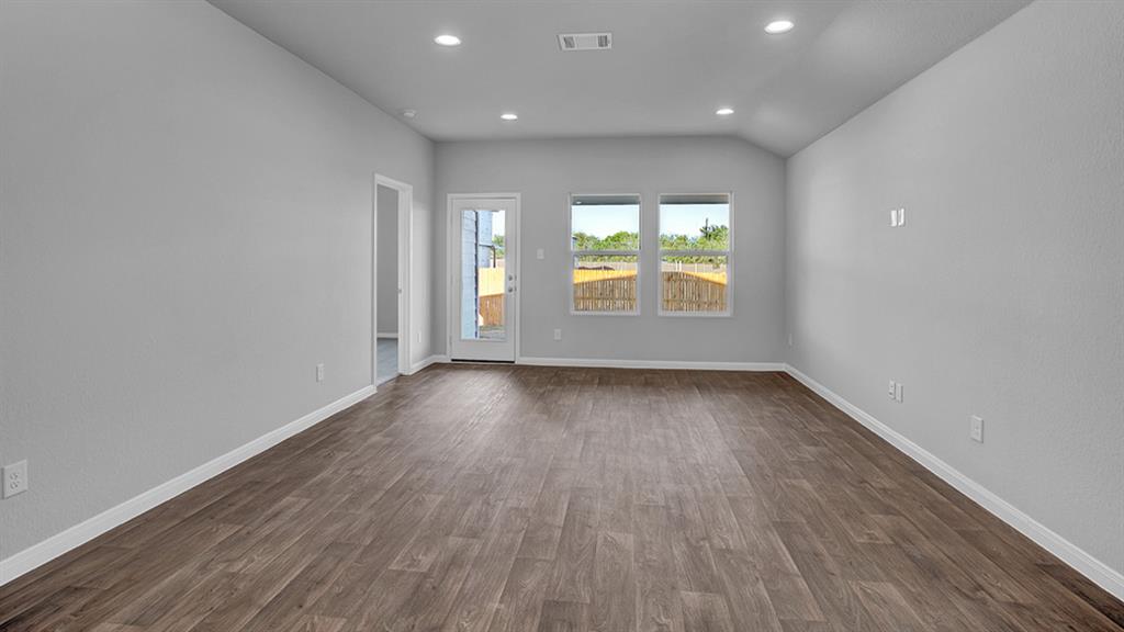10509 Red Thistle Drive Property Photo 8