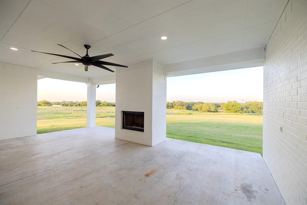 21087 N County Road 3180 Property Photo 6