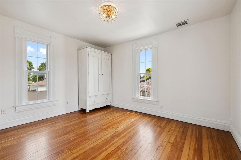 811 S Barker Avenue Property Photo 39