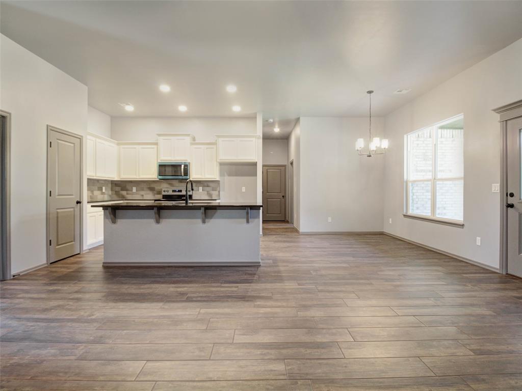 104699 S Secretariat Trail Property Photo 5