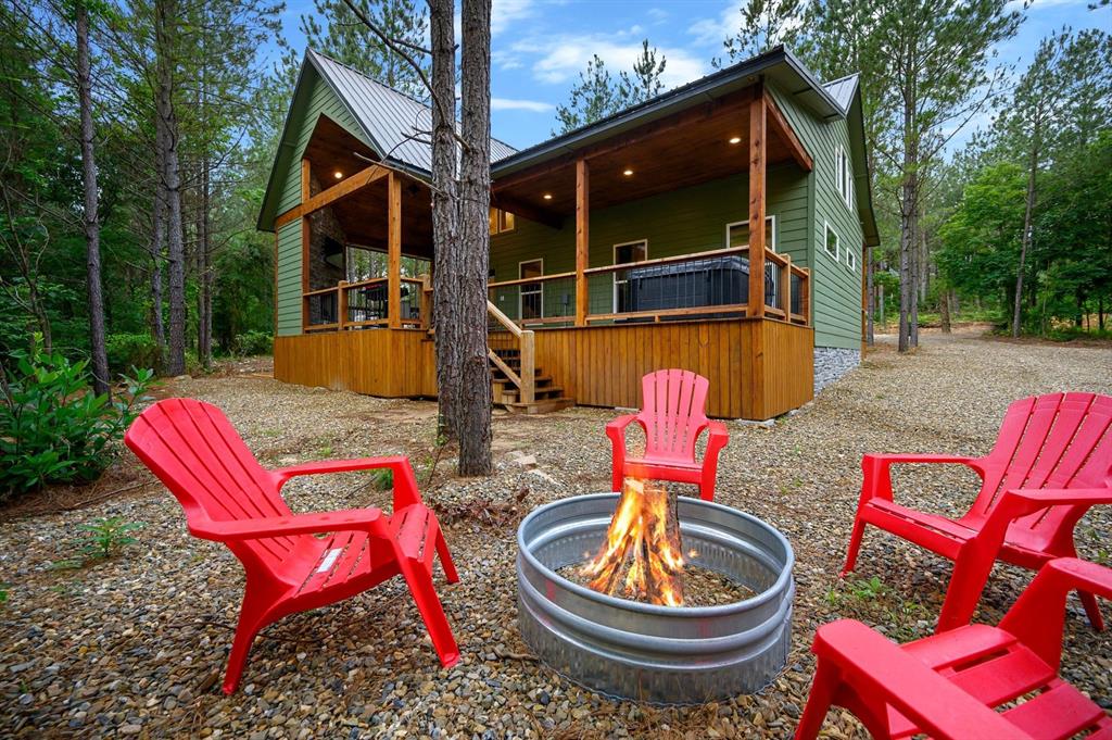 32 Cedar Tree Trail Property Photo 3