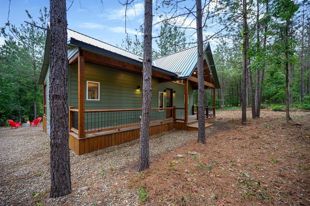 32 Cedar Tree Trail Property Photo 5