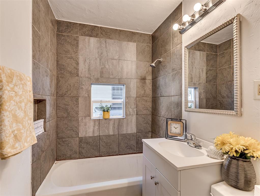 625 Sw 47th Street Property Photo 6