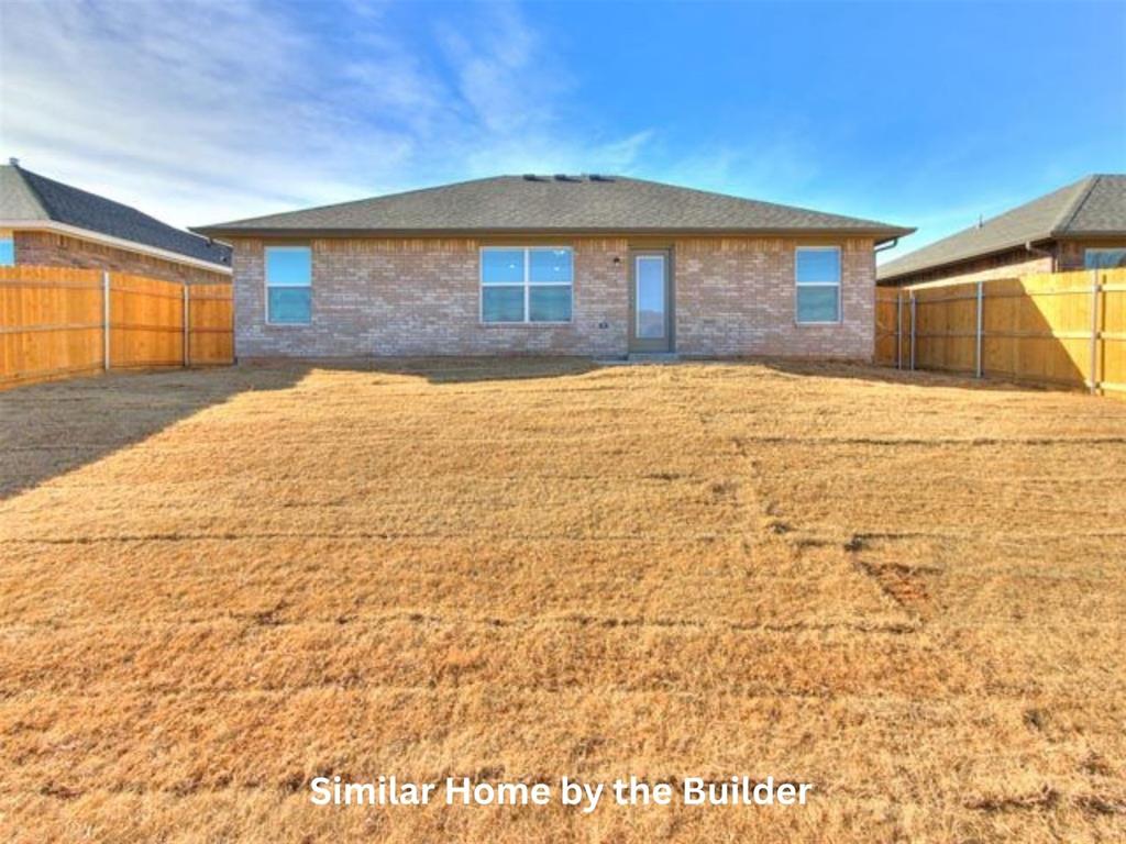 1625 Highland Loop Property Photo 5