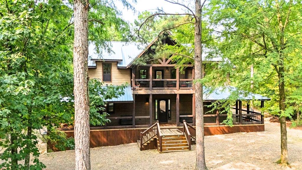 32 Hickory Leaf Trail Property Photo 3