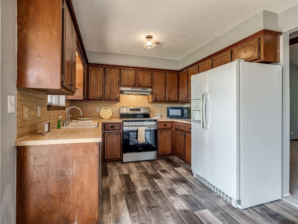 914 S Highland Drive Property Photo 18
