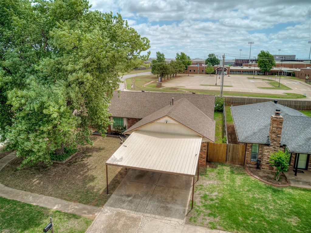 914 S Highland Drive Property Photo 35