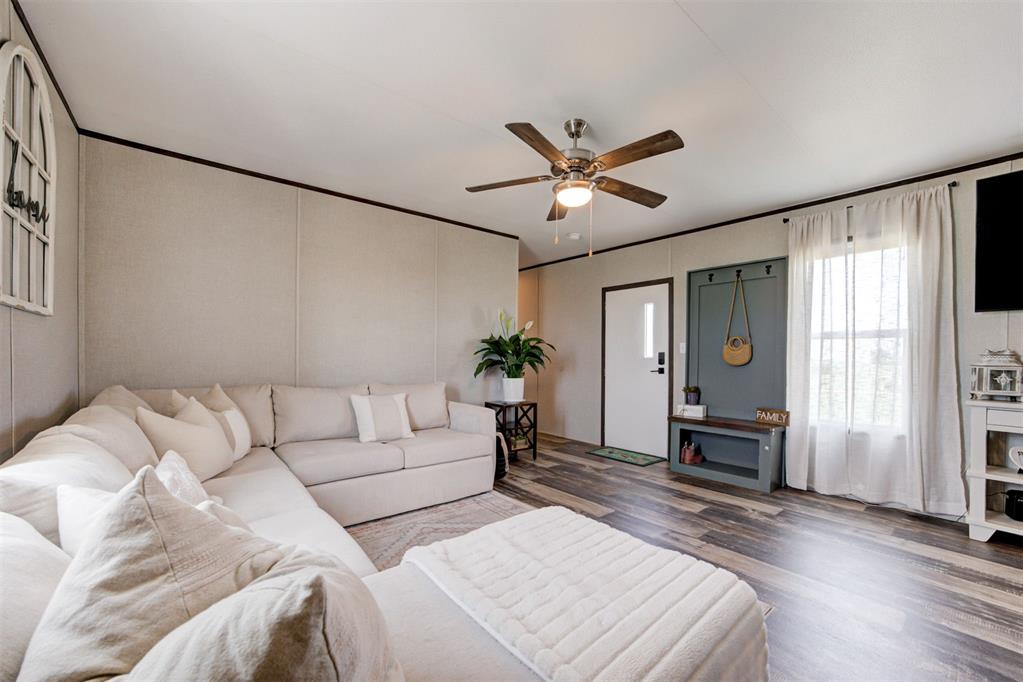 359045 E 960 Road Property Photo 13