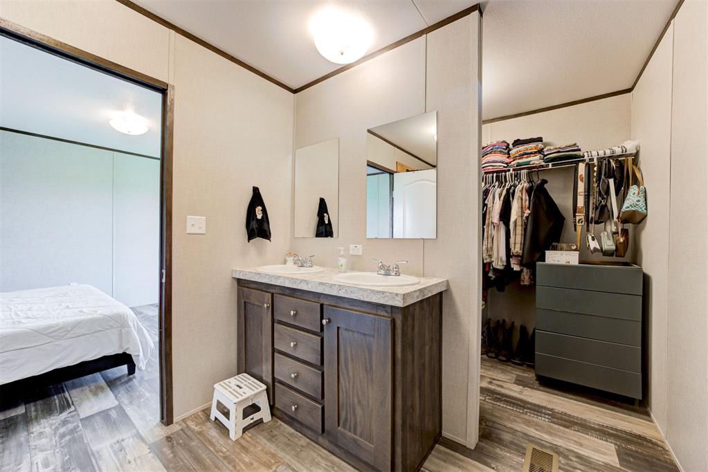 359045 E 960 Road Property Photo 31