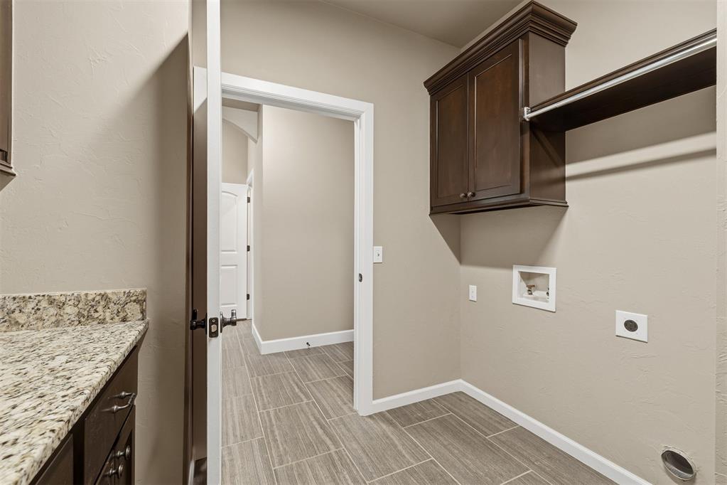 1113 Lindsey Lane Property Photo 24