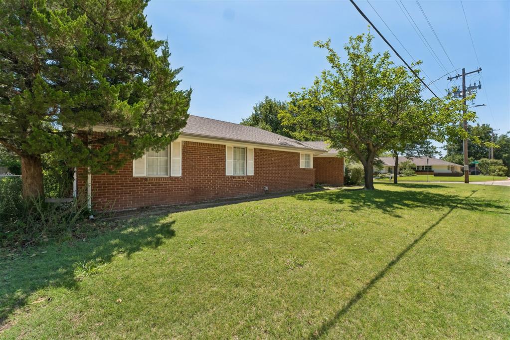 1234102 Property Photo 6