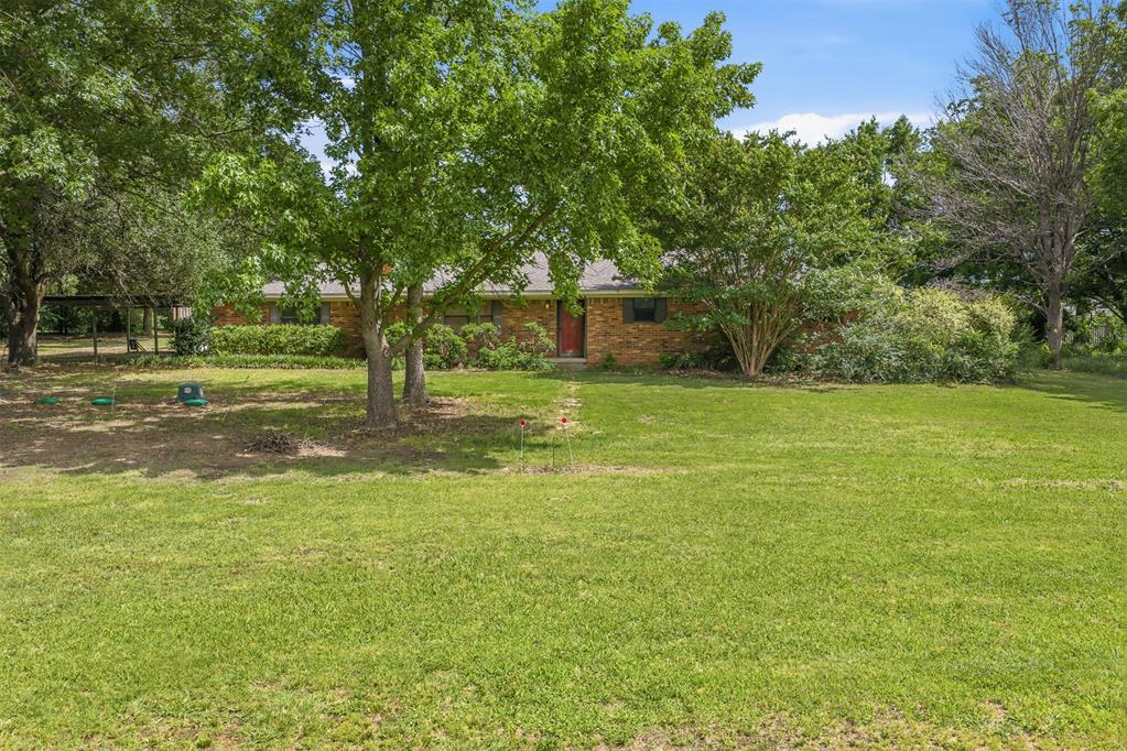 9102 E 32 Highway Property Photo 2