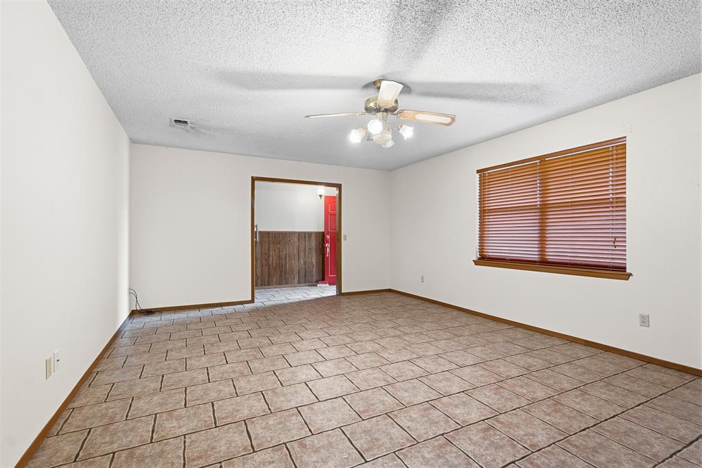 9102 E 32 Highway Property Photo 7