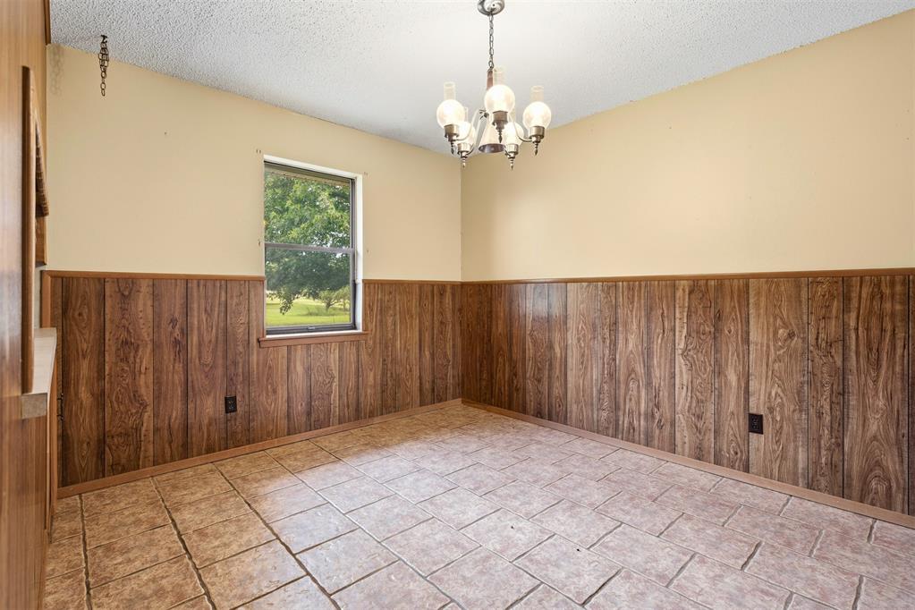 9102 E 32 Highway Property Photo 14