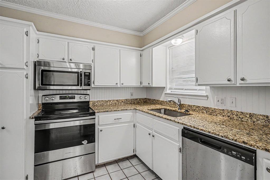 1317 Columbia Circle Property Photo 6