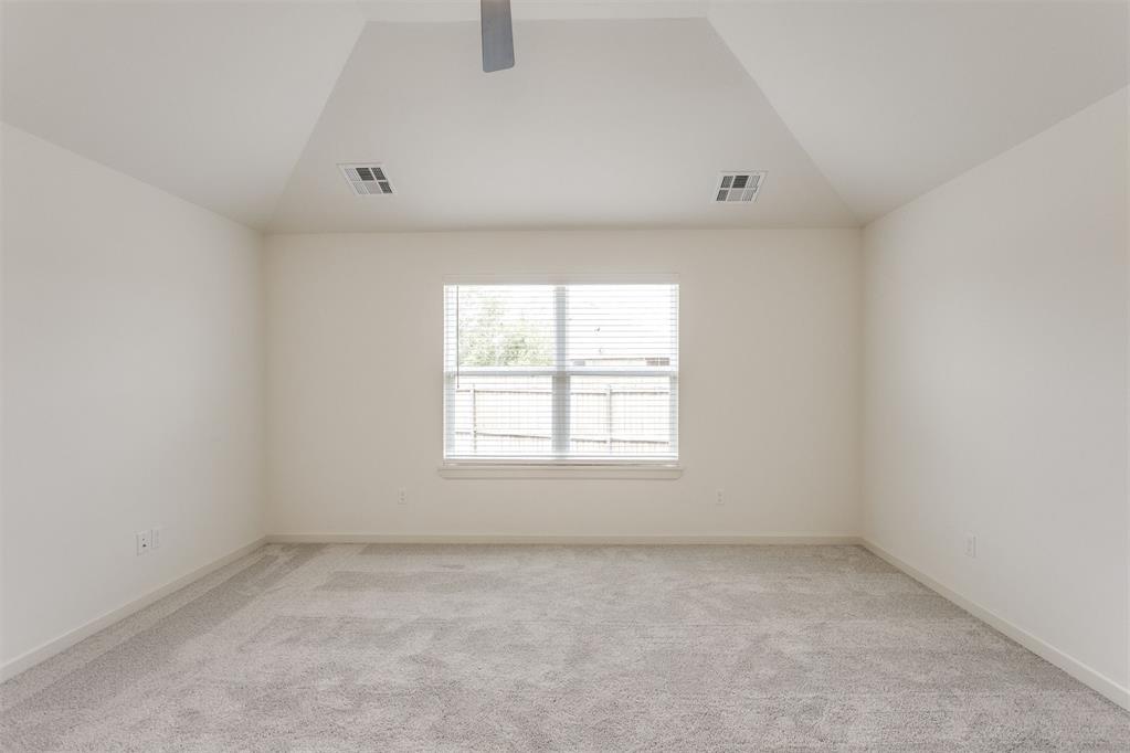 2405 Crystal Creek Drive Property Photo 29