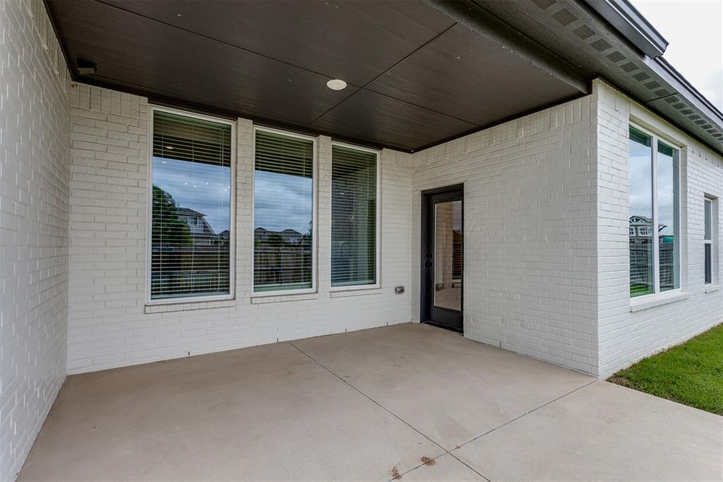 2405 Crystal Creek Drive Property Photo 42
