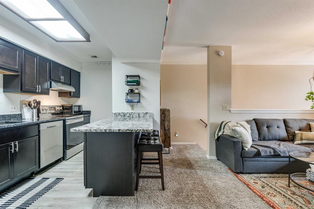 14407 N Pennsylvania Avenue 12c Property Photo 6