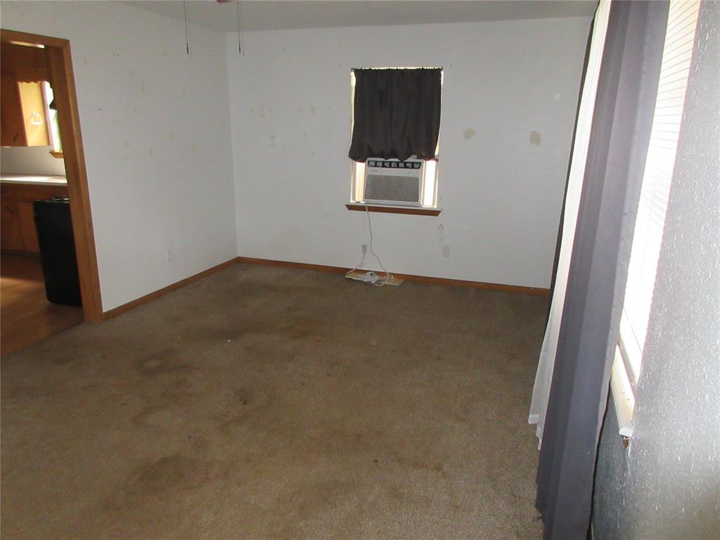 111 W Main Street Property Photo 2