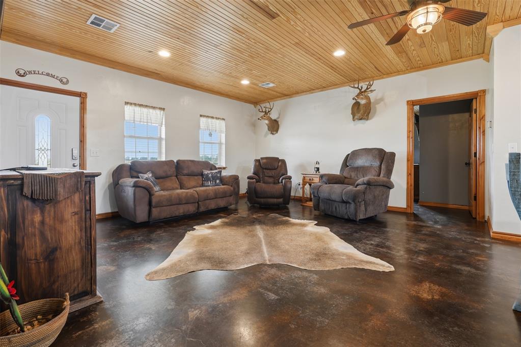 20229 Gaddy Road Property Photo 7