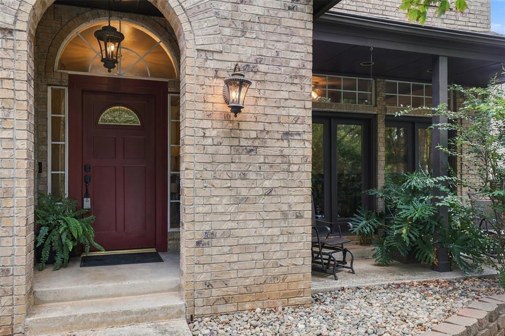 809 Fox Run Trail Property Photo 3