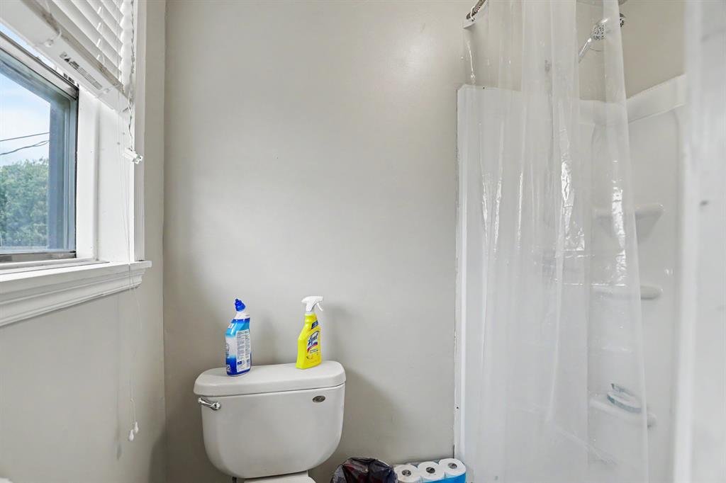 3705 N Meridian Avenue Property Photo 27
