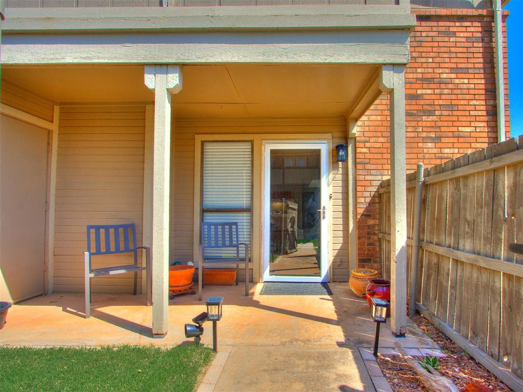 11417 Springhollow Road 904 Property Photo 2