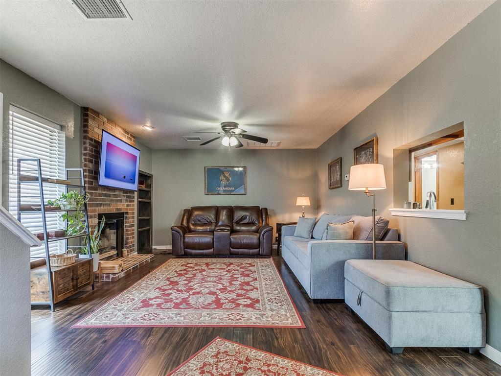 11417 Springhollow Road 904 Property Photo 6