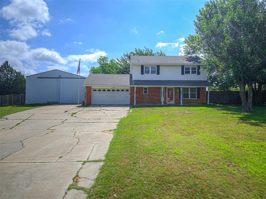 1170 Mockingbird Circle Property Photo 1