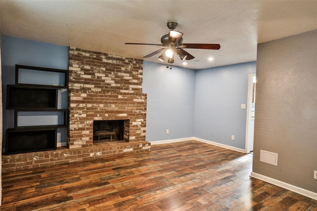 1827 E Lindsey Street 3 Property Photo 4
