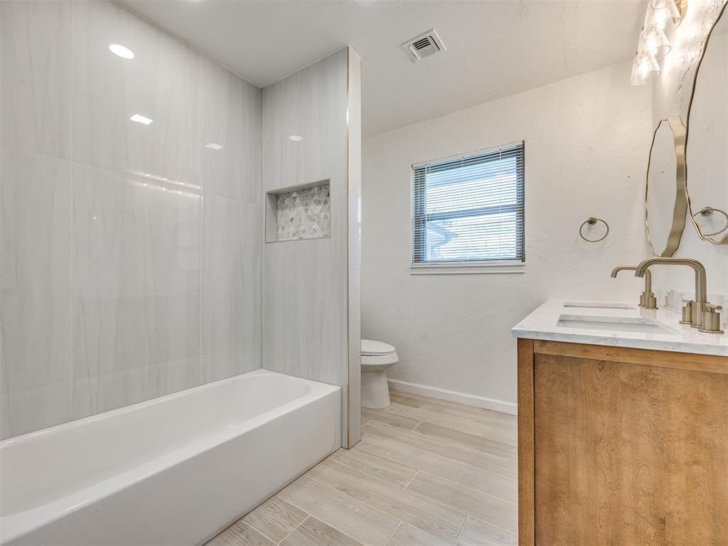 2409 Nw 56th Street Property Photo 22