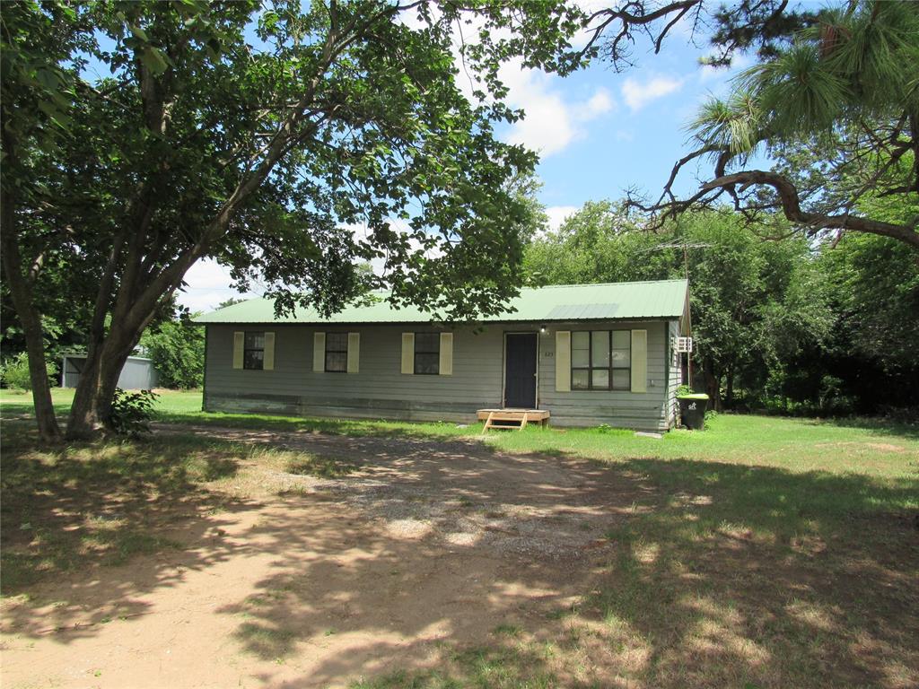 625 E Main Property Photo 1