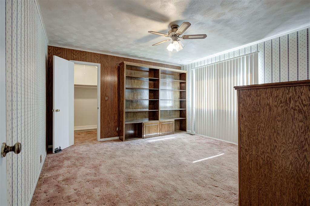 1323 W Noble Avenue Property Photo 14