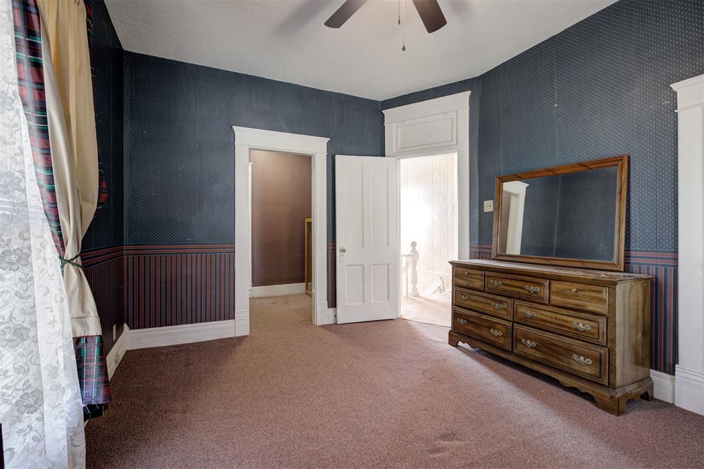 1323 W Noble Avenue Property Photo 34