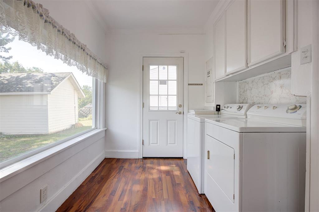 1323 W Noble Avenue Property Photo 36